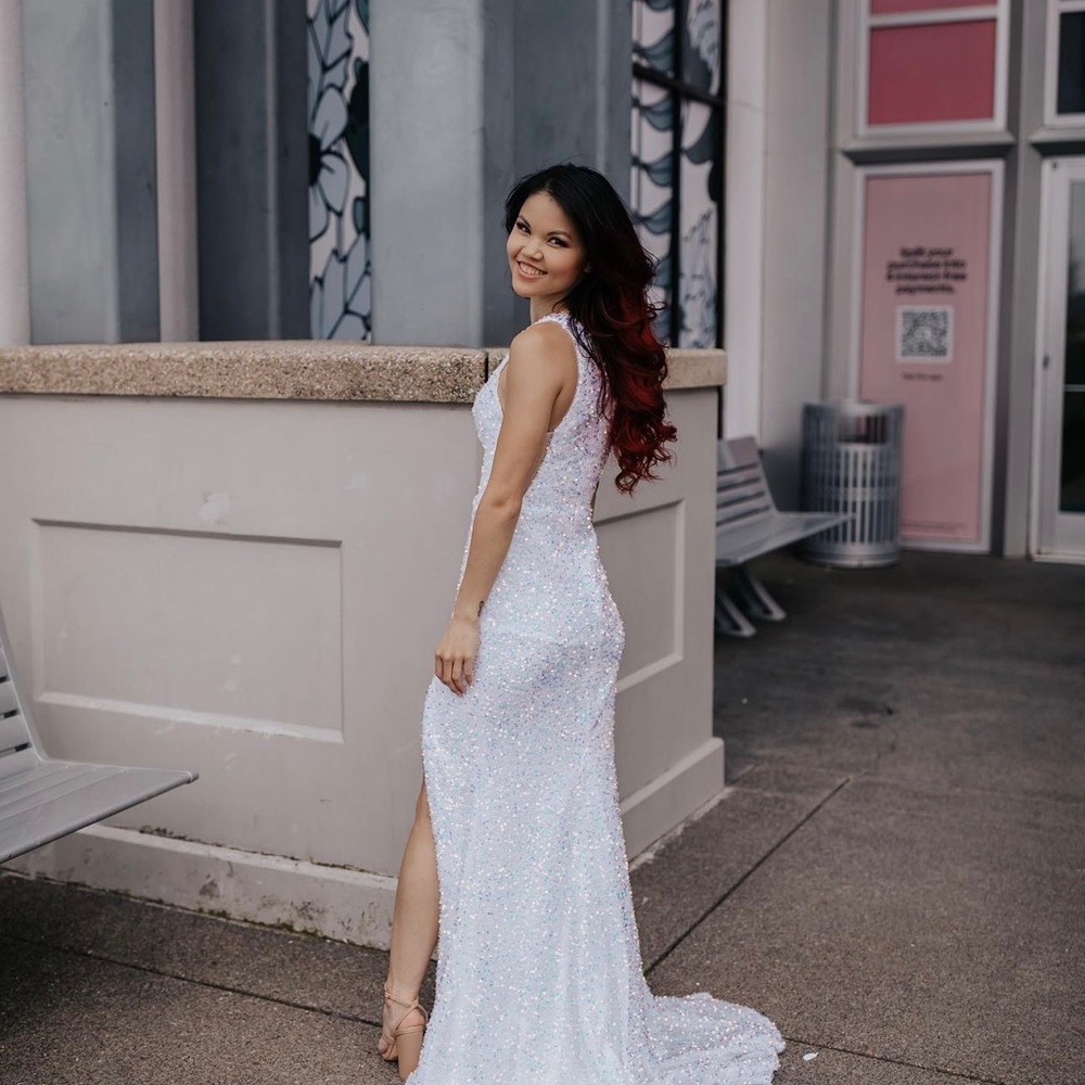 Prom Dress - Picture 2 of 7
